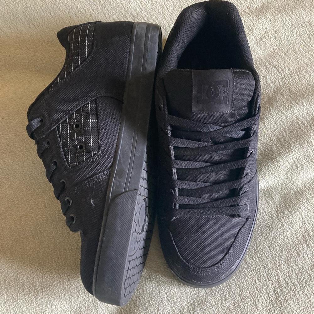 Black Adidas mens shoes